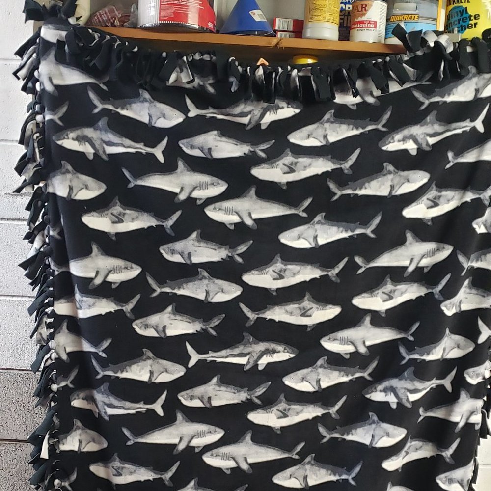 Shark twist tie blankie- black and white